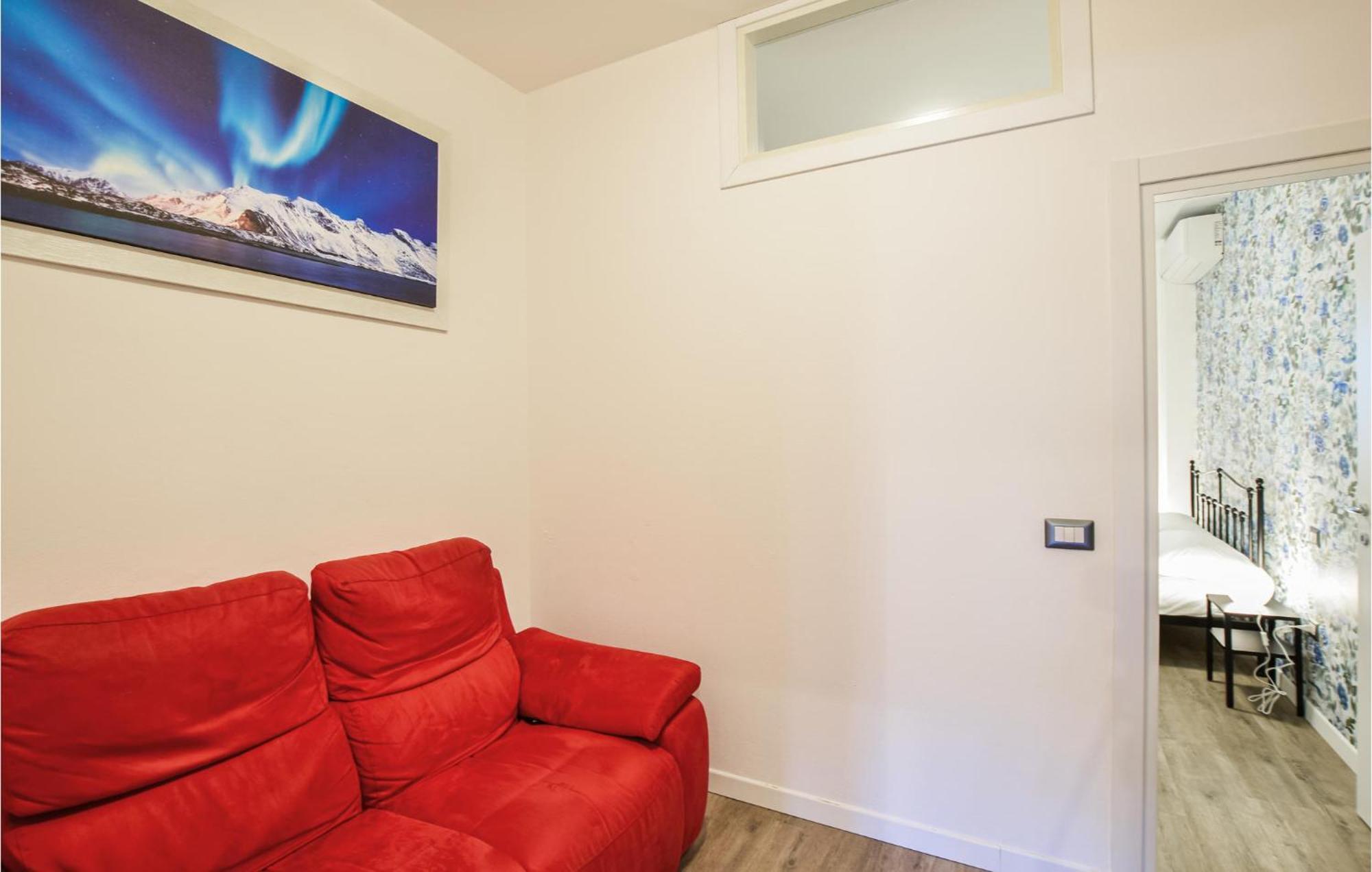 4 Bedroom Awesome Apartment In Cervia Buitenkant foto
